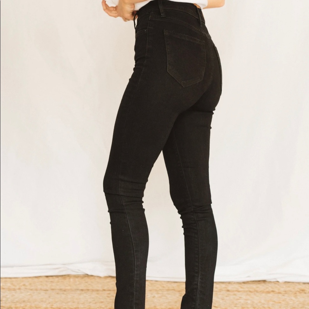 Carly Jean Los Angeles black jeans